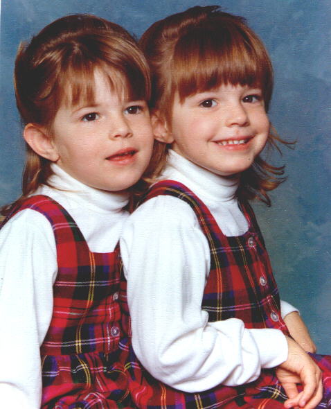 Twins.jpg (51270 bytes)